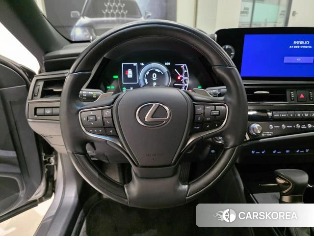 Lexus ES300h 7th generation 2024 Песочный из Кореи, фото 5