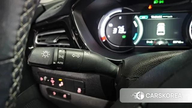 Kia Niro Plus 2022 Белый из Кореи, фото 5