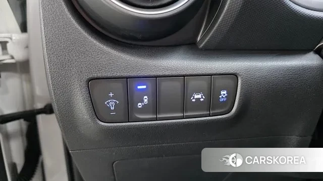 Hyundai Kona 2018 Белый из Кореи, фото 5