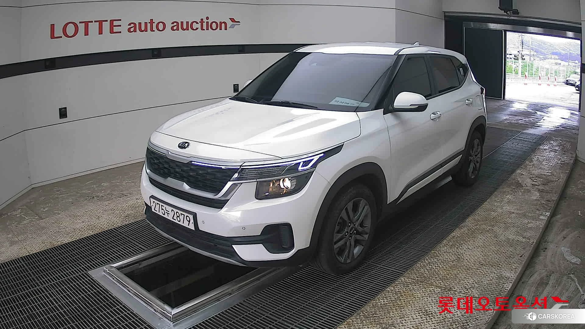 Kia Seltos 2020 Snow White Pearl из Кореи, фото 5
