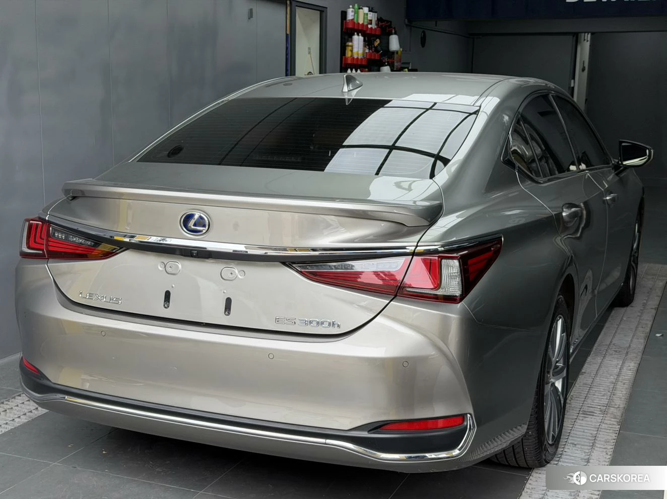 Lexus ES 2019 Серебристо-серый из Китая, фото 5