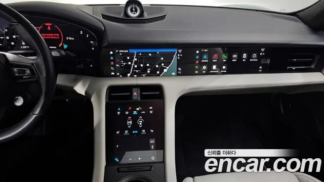 Porsche Taycan 2021 Зеленый из Кореи, фото 5