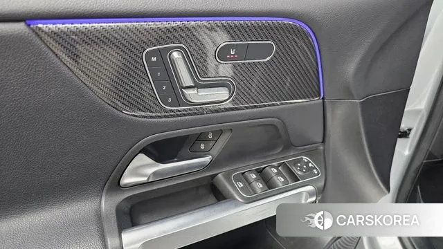 Mercedes-Benz GLB-Class X247 2021 Серебристо-серый из Кореи, фото 5