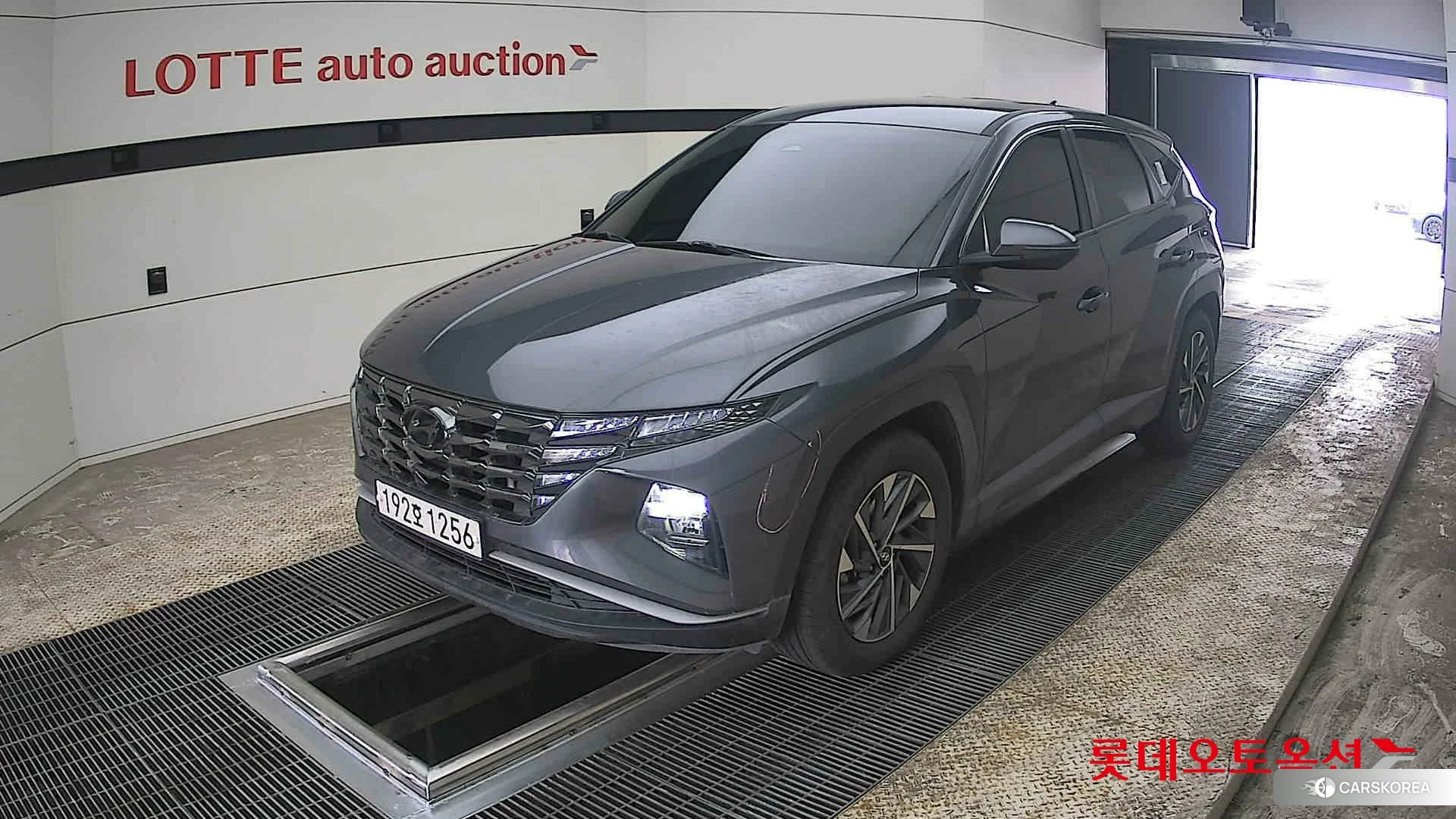 Hyundai Tucson 2023 Titan Grey из Кореи, фото 5