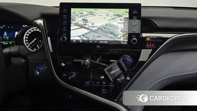 Toyota Camry (XV70) 2024 Серый из Кореи, фото 5