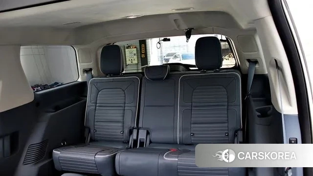 Lincoln Navigator 4th generation 2023 Белый из Кореи, фото 5