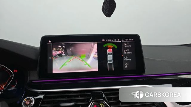 BMW 5 Series (G30) 2022 Белый из Кореи, фото 5