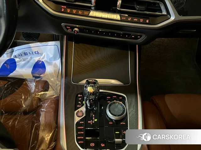 BMW X7 (G07) 2022 Черный из Кореи, фото 5