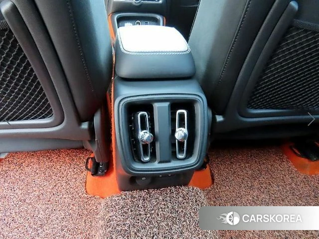 Volvo XC40 2019 Белый из Кореи, фото 5