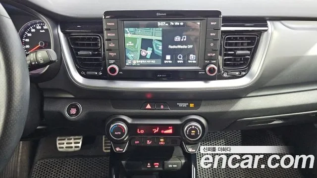 Kia Stonic 2019 Синий из Кореи, фото 5