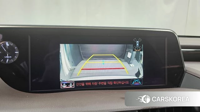 Lexus ES300h 7th generation 2019 Песочный из Кореи, фото 5