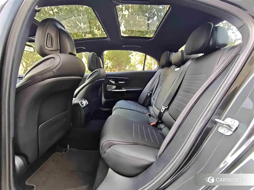Mercedes-Benz C-class 2024 Silver/gray из Китая, фото 5
