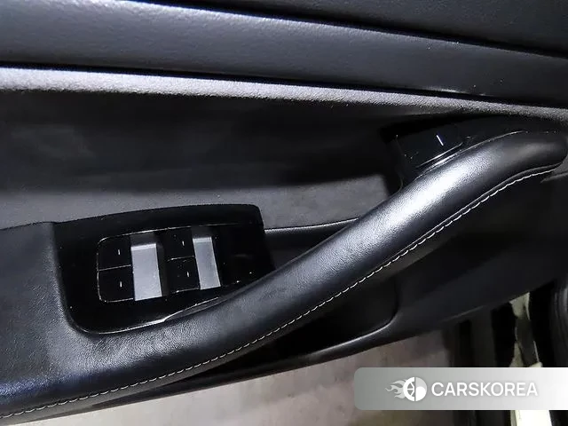 Tesla Model 3 2019 Черный из Кореи, фото 5