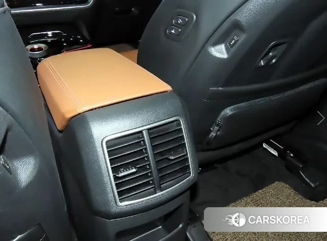 Kia Sportage 5th Generation Hybrid 2024 Серый из Кореи, фото 5