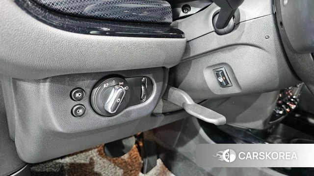 Mini Cooper Clubman 2023 Цвет тростника из Кореи, фото 5