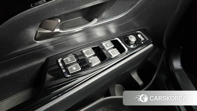 Ssangyong Beautiful Korando 2019 Серебристо-серый из Кореи, фото 5