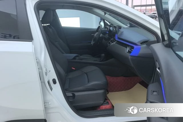 Toyota C-HR 2023 Белый из Китая, фото 5