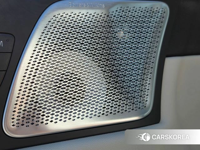 Volvo XC60 second Generation 2026 Красный из Кореи, фото 5