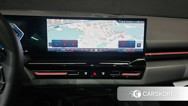 BMW 5 Series (G60) 2024 Белый из Кореи, фото 5
