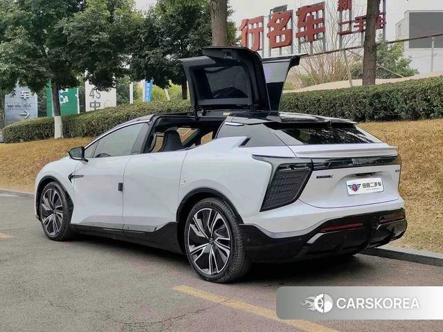 Gao He HiPhi X 2025 Белый из Китая, фото 5