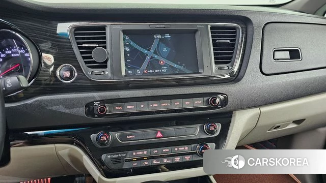 Kia The New Carnival 2019 Белый из Кореи, фото 5