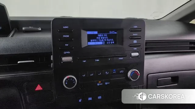 Hyundai Staria 2021 Белый из Кореи, фото 5