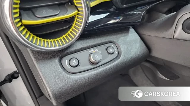 Chevrolet (GM Daewoo) Trax Crossover 2024 Белый из Кореи, фото 5