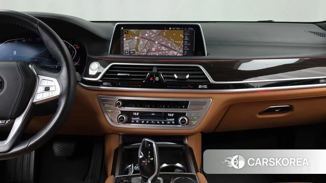 BMW 7 Series (G11) 2019 Черный из Кореи, фото 5