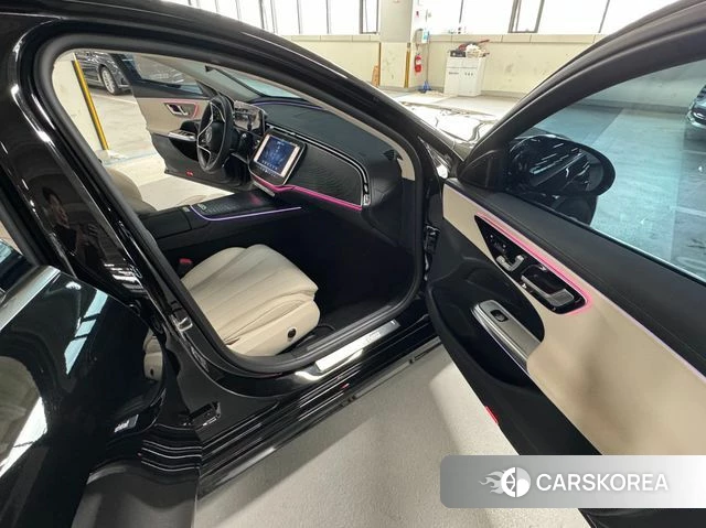 Mercedes-Benz E-Class W214 2025 Черный из Кореи, фото 5
