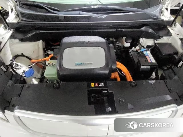 Kia Soul EV 2018 Белый из Кореи, фото 5