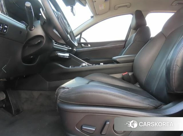Kia K5 3rd generation 2023 Серый из Кореи, фото 5