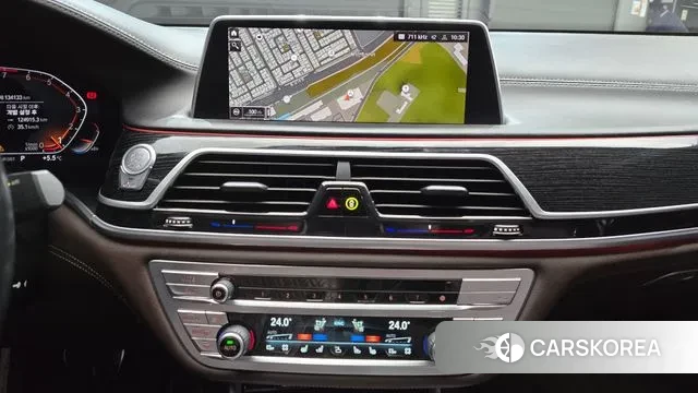 BMW 7 Series (G11) 2021 Черный из Кореи, фото 5