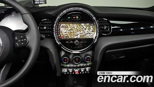 Mini Cooper Convertible 2024 Красный из Кореи, фото 5