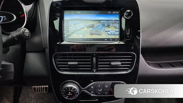 Renault Korea (Samsung) Clio 2019 Красный из Кореи, фото 5