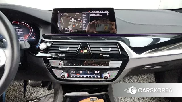 BMW 5 Series (G30) id 3494227 из Кореи 5