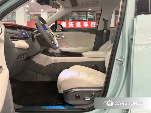 Lynk 06 EM-P 2023 Зеленый из Китая, фото 5