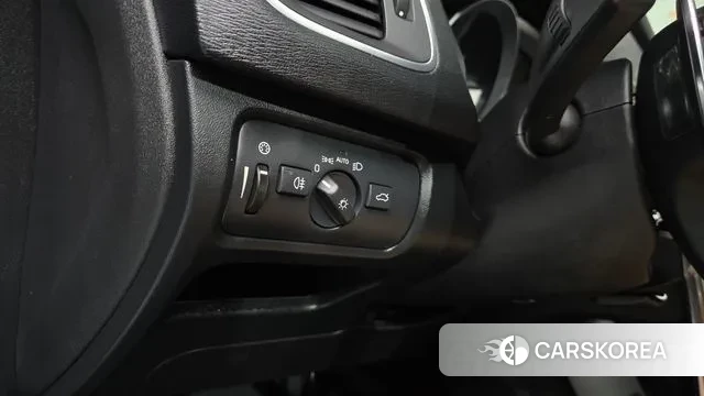 Volvo V40 2018 Серый из Кореи, фото 5