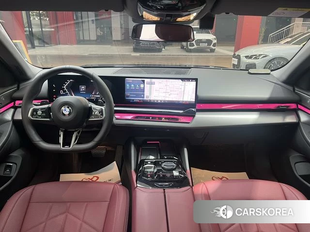 BMW 5 series 2025 Черный из Китая, фото 5