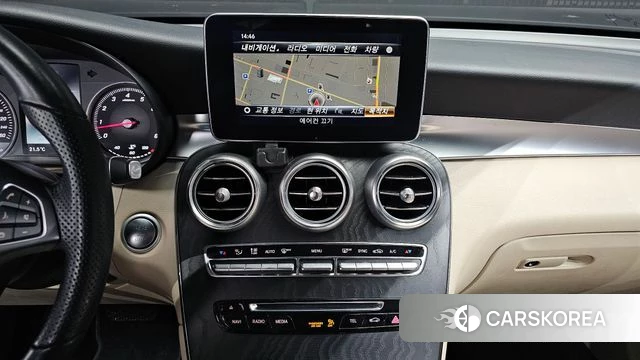 Mercedes-Benz GLC-Class X253 2019 Белый из Кореи, фото 5