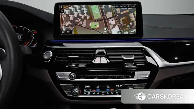 BMW 5 Series (G30) 2022 Белый из Кореи, фото 5