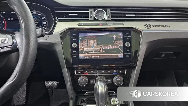 Volkswagen Passat GT (B8) 2018 Белый из Кореи, фото 5