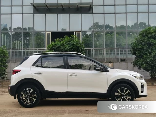 Kia Yi Ran 2022 Белый из Китая, фото 5