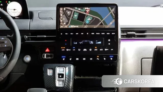 Hyundai Staria 2022 Белый из Кореи, фото 5