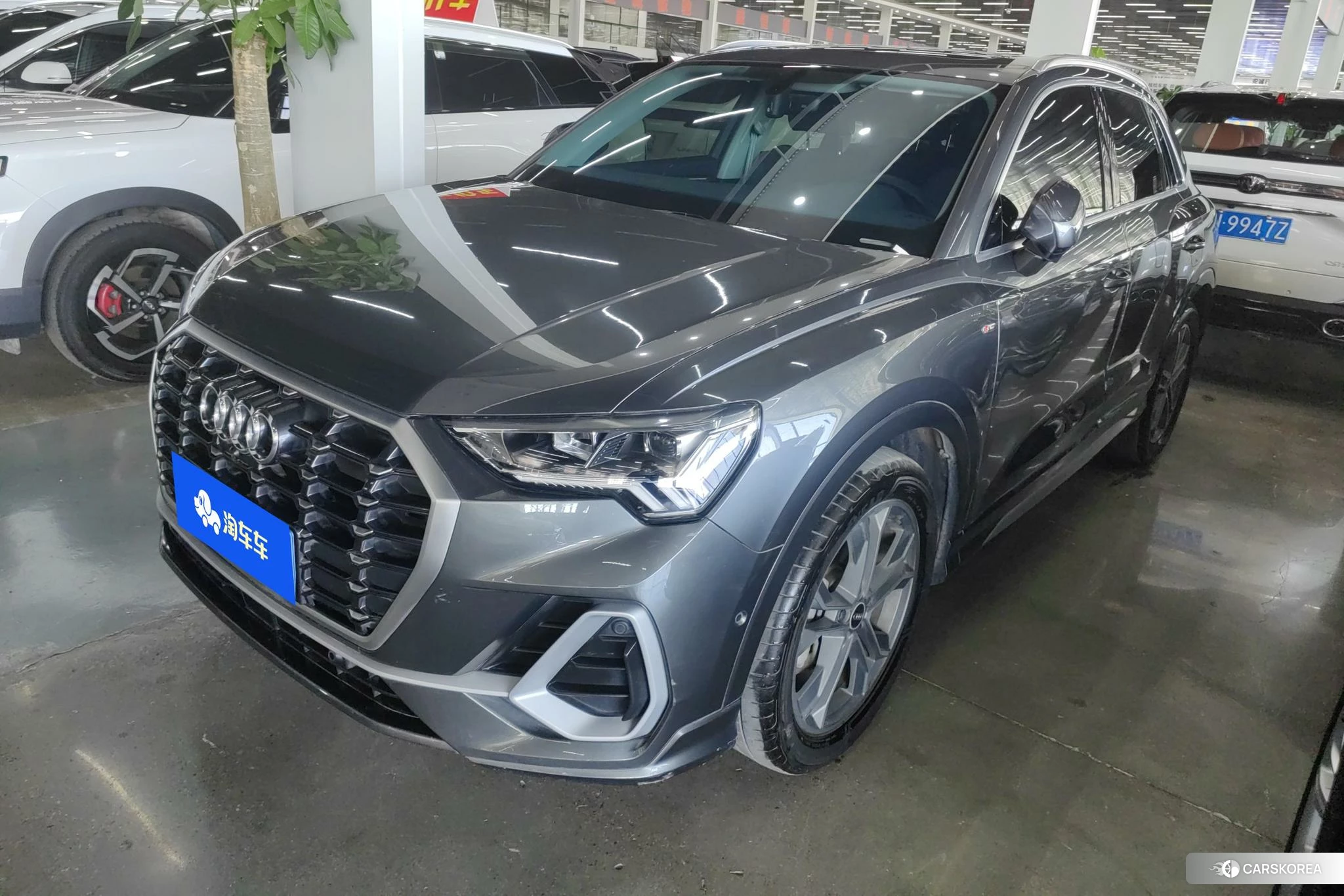 Audi Q3 2020 Темно-серый из Китая, фото 5
