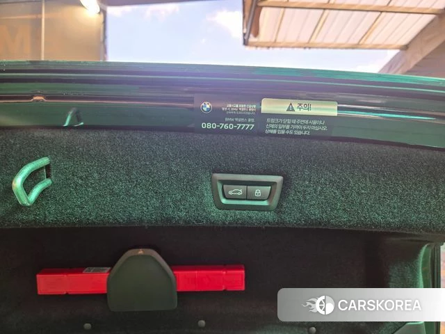 BMW 7 Series (G70) 2025 Черный из Кореи, фото 5