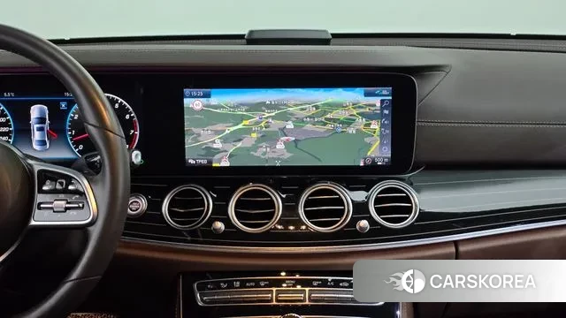 Mercedes-Benz E-Class W213 2020 Белый из Кореи, фото 5