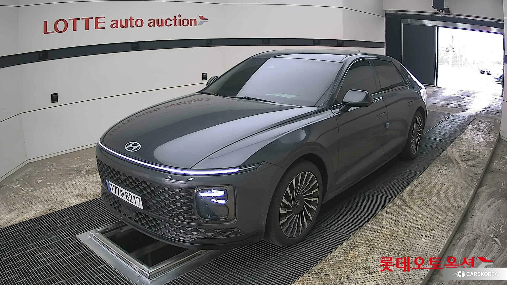 Hyundai Grandeur 2024 Nocturne Grey Metallic из Кореи, фото 5