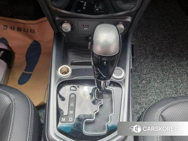 Ssangyong Tivoli Armor 2018 Жемчужный цвет из Кореи, фото 5