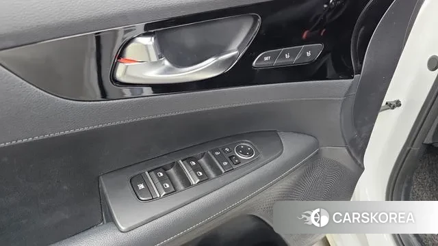 Kia The New K3 2nd generation 2022 Белый из Кореи, фото 5