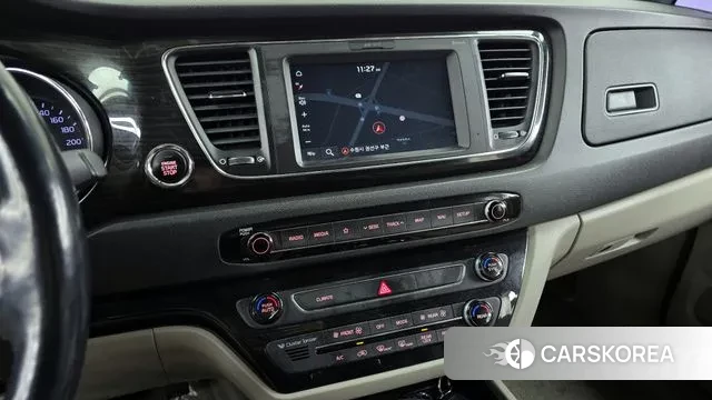Kia The New Carnival 2018 Белый из Кореи, фото 5